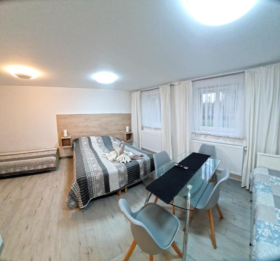 Viator Apartment Ustka Exterior foto